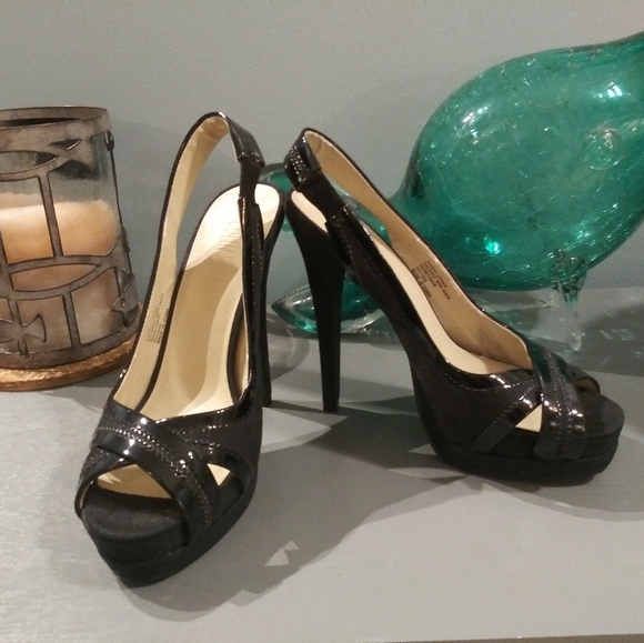 Colin Stuart Black Suede & Patent Leather Sling Heels | Size 6 - Picture 5 of 12